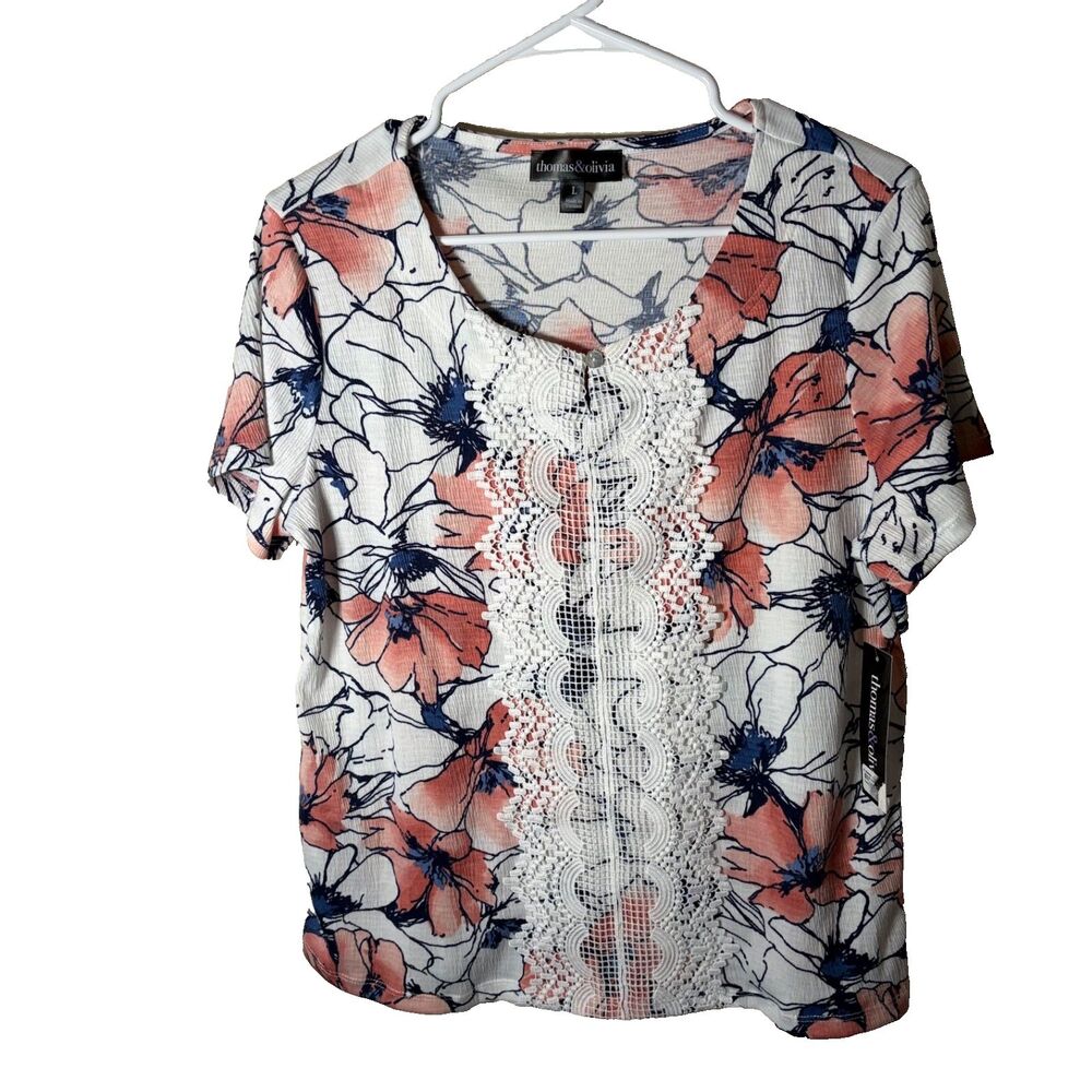 Thomas & Olivia T-Shirt Women's Large Blouse Textured Lace Short Sleeve NWT